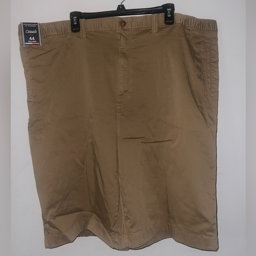 Roundtree & York Tan Shorts